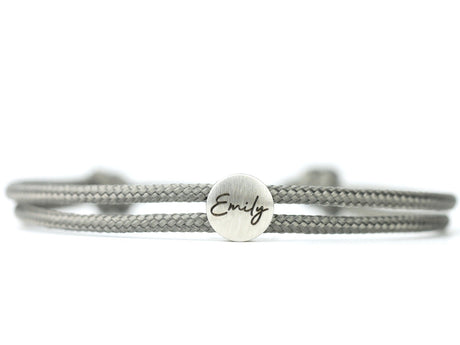 Gravur Armband LITTLE MAUI NAME dezent - KOMIMARkomimar#armband#personalisiert#gravur#gravur_armband#gravurarmband#gravurschmuck#schmuck#Namenarmban#